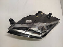 Laden Sie das Bild in den Galerie-Viewer, Frontscheinwerfer Seat Ateca 576941005A Ein Stück (Rechts oder Links) Headlight