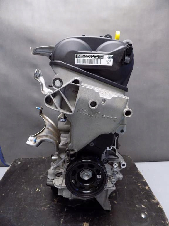 Motor VW Golf VII CHP 1.4 TSI 12TKm Benzin Engine Unkomplett