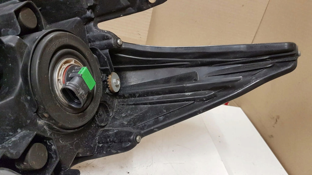 Frontscheinwerfer Toyota Prius 9922681017 Rechts Scheinwerfer Headlight SCH6543514465ot