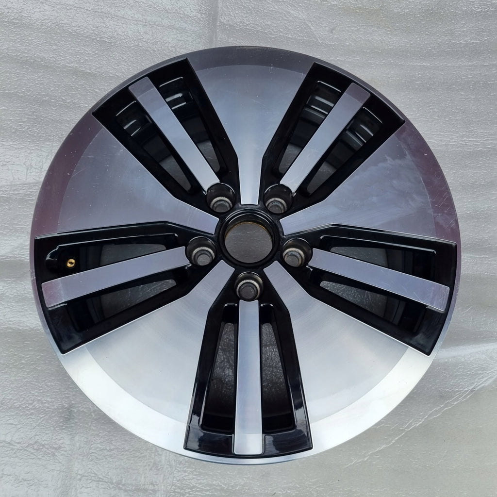 1x Alufelge 17 Zoll 7.0" 5x112 40ET Glanz Schwarz 3C0601025AM VW Passat B8 FEL5174894405ix