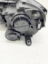 Laden Sie das Bild in den Galerie-Viewer, Frontscheinwerfer VW Passat B7 90010126 Rechts Scheinwerfer Headlight SCH9231601816fh