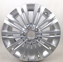 Load image into Gallery viewer, 1x Alufelge 17 Zoll 7.0" 5x112 44 5ET A2064014400 Mercedes-Benz W206 Rim Wheel FEL9611757328qx