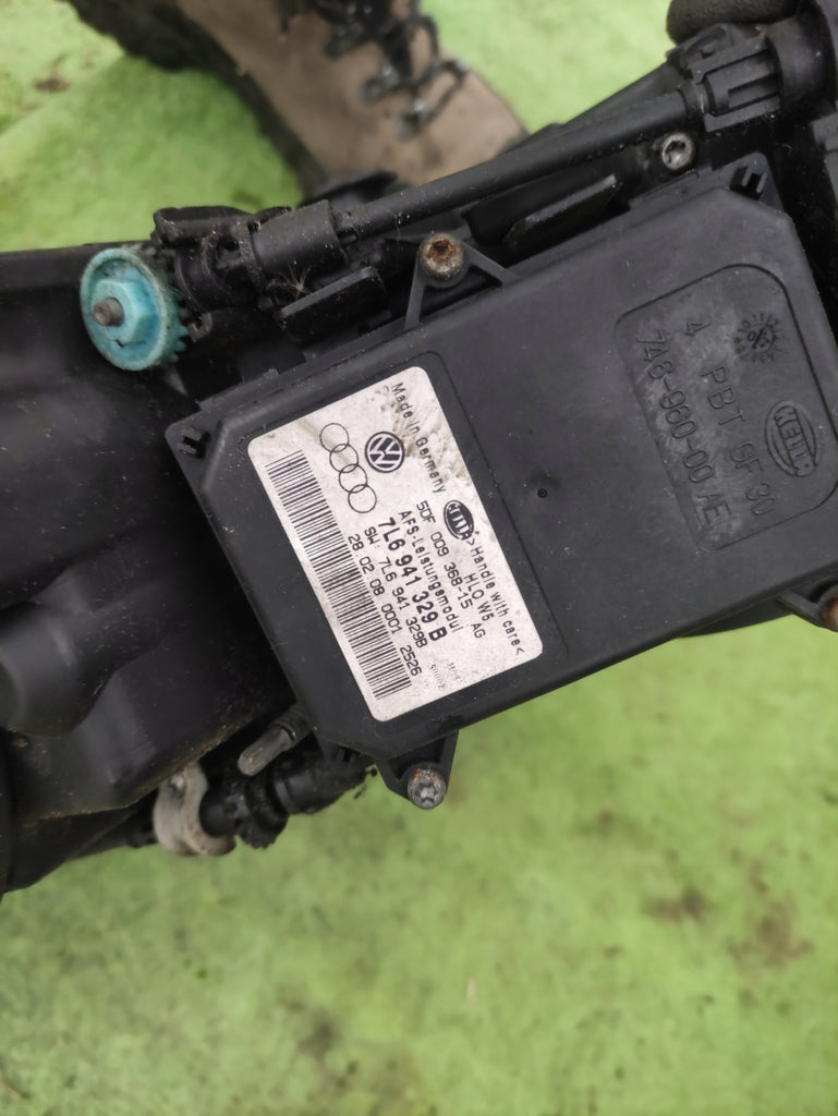 Frontscheinwerfer VW Touareg 7L6941329B Xenon Rechts Scheinwerfer Headlight SCH9818411196fw