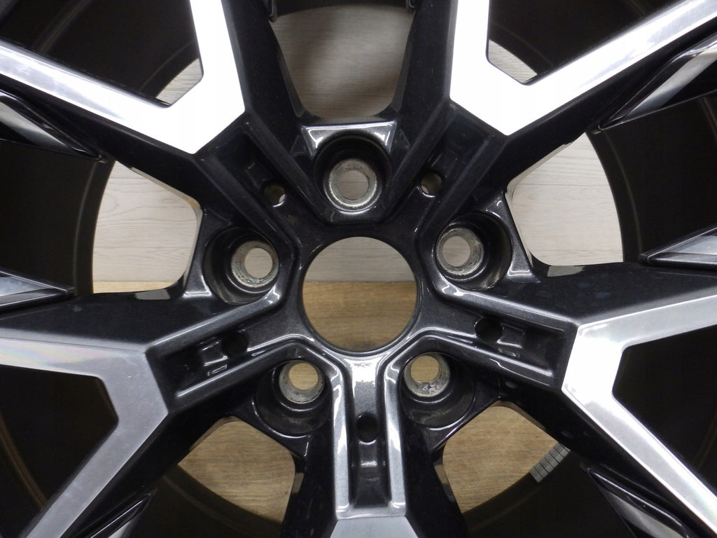 1x Alufelge 18 Zoll 8.5" 5x112 36ET Glanz Schwarz 8747286 BMW G26 Rim Wheel FEL8569428129lr