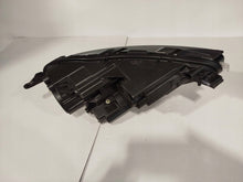 Laden Sie das Bild in den Galerie-Viewer, Frontscheinwerfer Ford Ecosport MN1513E015CE 06072021 Links Headlight SCH1961675593cf