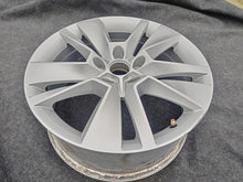 Load image into Gallery viewer, 1x Alufelge 17 Zoll 7.0" 5x112 45ET Glanz Silber 57A601025K Skoda Karoq FEL9330540061ol