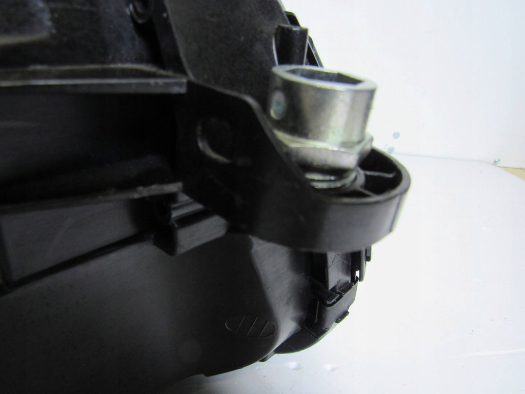 Frontscheinwerfer Mercedes-Benz W205 A2058203661 Links Scheinwerfer Headlight SCH4526387020nx