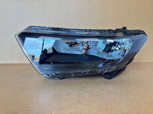 Laden Sie das Bild in den Galerie-Viewer, Frontscheinwerfer Ford Connect EBT61202501 Links Scheinwerfer Headlight SCH9281621194pc