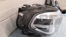 Load image into Gallery viewer, Frontscheinwerfer BMW X3 G01 8739654 Vorderseite Scheinwerfer Headlight SCH3842651038kt