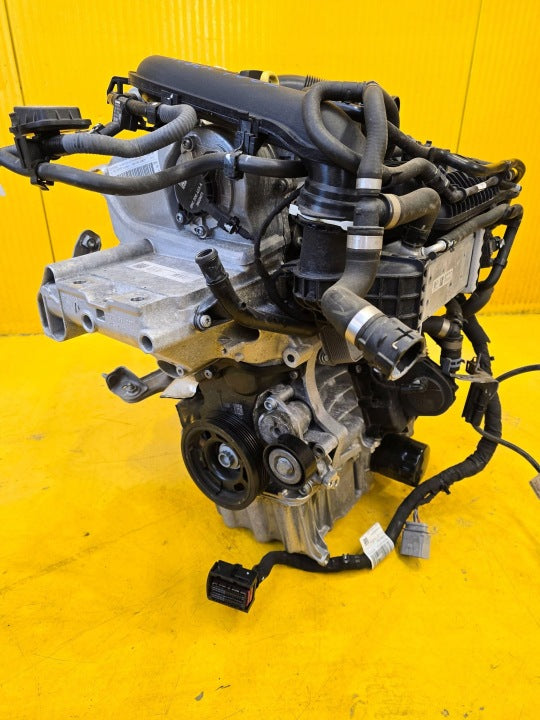 Motor Audi A1 DLAA 1.0 TFSI 110PS 81kW 2020 Benzin Engine Komplett MOT7436545875ej