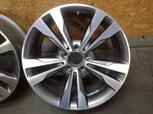 Laden Sie das Bild in den Galerie-Viewer, 1x Alufelge 18 Zoll 8.5&quot; 5x112 A2054012902 Mercedes-Benz W205 Rim Wheel