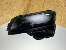 Laden Sie das Bild in den Galerie-Viewer, Frontscheinwerfer Skoda Karoq 57B941015A Rechts Scheinwerfer Headlight SCH2912931148sl