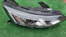 Load image into Gallery viewer, Frontscheinwerfer Renault Talisman 260108543R Rechts Scheinwerfer Headlight SCH1983352185qh