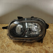 Laden Sie das Bild in den Galerie-Viewer, Frontscheinwerfer Citroën C3 III 9820059680 Links Scheinwerfer Headlight