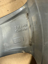 Laden Sie das Bild in den Galerie-Viewer, 1x Alufelge 18 Zoll 7.5&quot; 5x108 49ET YP00180480 Opel Grandland Rim Wheel