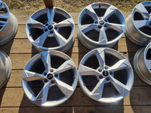 Laden Sie das Bild in den Galerie-Viewer, 4x Alufelge 19 Zoll 7.0" 5x112 43ET Glanz Silber 83A601025 Audi Super Rim Wheel FEL8985442229nr