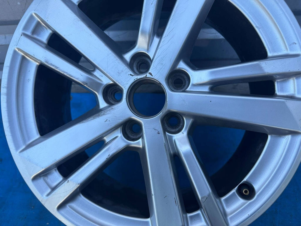 1x Alufelge 17 Zoll 5x112 Weiß 83A601025F Audi Q3 Rim Wheel FEL9432209224ol