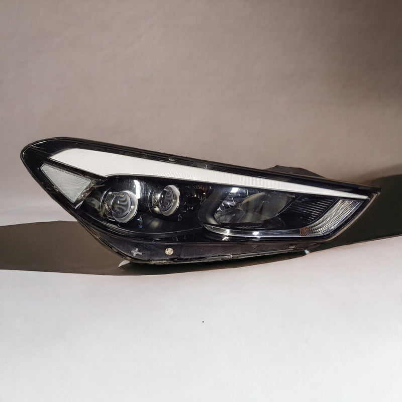 Frontscheinwerfer Hyundai Tucson R009D200LGE Rechts Scheinwerfer Headlight