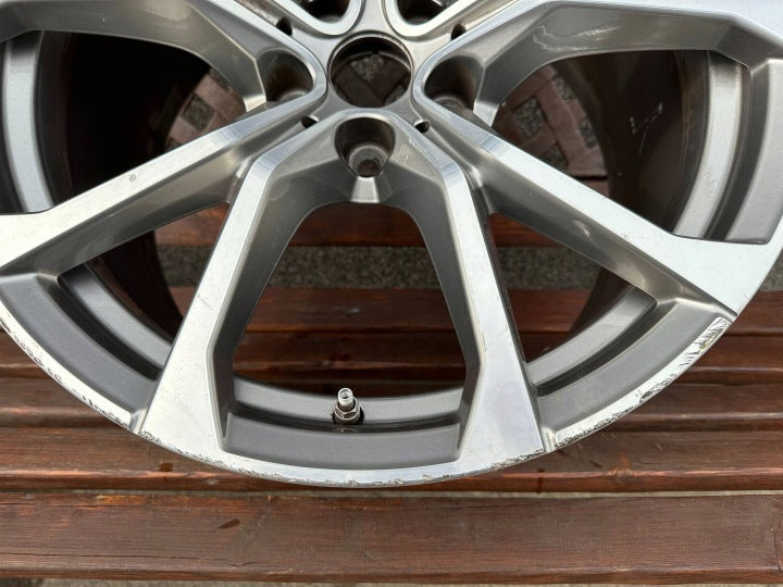 1x Alufelge 19 Zoll 10.0" 5x114.3 40ET Glanz Graphit 6883642 BMW Z4 G29 Mg FEL8759282785ti