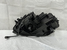 Laden Sie das Bild in den Galerie-Viewer, Frontscheinwerfer VW Tiguan 5NB941082A Full LED Rechts Scheinwerfer Headlight