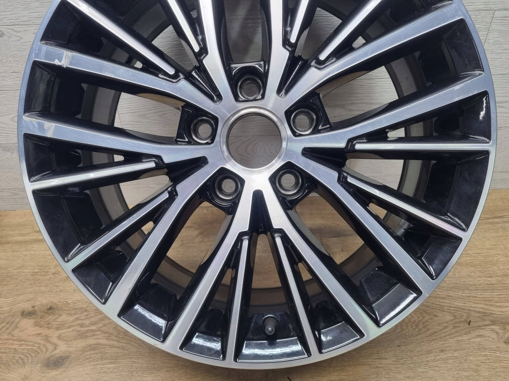 1x Alufelge 17 Zoll 6.5" 5x112 52ET 5TA601025 VW Touran Rim Wheel FEL7508593075zc