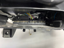 Load image into Gallery viewer, Frontscheinwerfer BMW F11 F10 7203251 Xenon Ein Stück (Rechts oder Links)