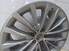 Load image into Gallery viewer, 1x Alufelge 18 Zoll 8.0" 5x112 30ET Glanz Silber 6863418 BMW G30 Rim Wheel FEL6887754400iv