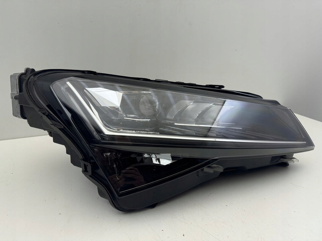 Frontscheinwerfer Skoda Superb III 3V1941016D LED Rechts Scheinwerfer Headlight