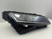 Laden Sie das Bild in den Galerie-Viewer, Frontscheinwerfer Skoda Superb III 3V1941016D LED Rechts Scheinwerfer Headlight