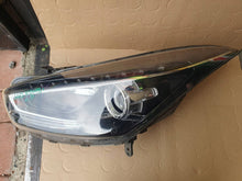 Load image into Gallery viewer, Frontscheinwerfer Hyundai I I40 92101-3Z560 F05LF0504Q Links Headlight SCH5687306110od