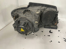 Load image into Gallery viewer, Frontscheinwerfer VW Touran 1T1941751A Xenon Links Scheinwerfer Headlight