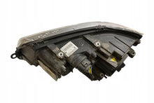 Laden Sie das Bild in den Galerie-Viewer, Frontscheinwerfer VW Transporter Caravelle 7E5941016 030125327200 Rechts SCH3656574431mh