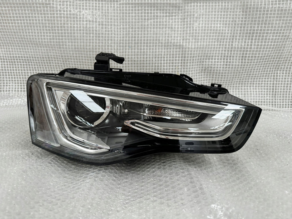 Frontscheinwerfer Audi A5 8T0941032C Xenon Rechts Scheinwerfer Headlight