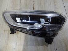 Laden Sie das Bild in den Galerie-Viewer, Frontscheinwerfer Renault Kadjar 260101637R LED Rechts Scheinwerfer Headlight SCH4296399544nv