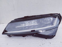 Laden Sie das Bild in den Galerie-Viewer, Frontscheinwerfer Skoda Superb III 3V1941015D LED Links Scheinwerfer Headlight SCH8458636640qd