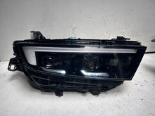 Laden Sie das Bild in den Galerie-Viewer, Frontscheinwerfer Opel Astra L 9858776980 LED Rechts Scheinwerfer Headlight SCH5931361736wn