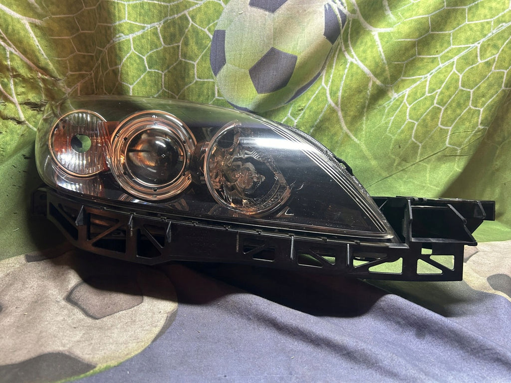 Frontscheinwerfer Mazda III Xenon Rechts Scheinwerfer Headlight SCH8702076498kt