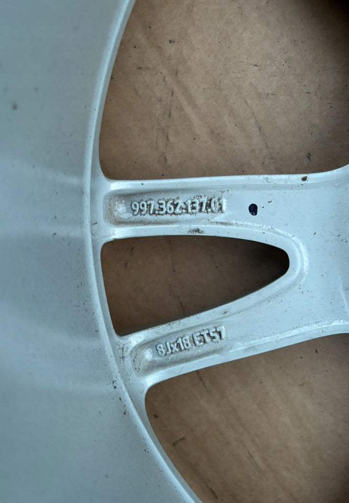1x Alufelge 18 Zoll 8.0" 5x130 57ET 99736213701 Porsche 911 997 Rim Wheel FEL4868361321jg