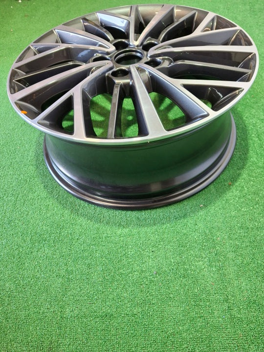 1x Alufelge 18 Zoll 7.0" 5x114.3 51ET Glanz Schwarz 52910-D7320 Hyundai I Mg FEL3389690455te