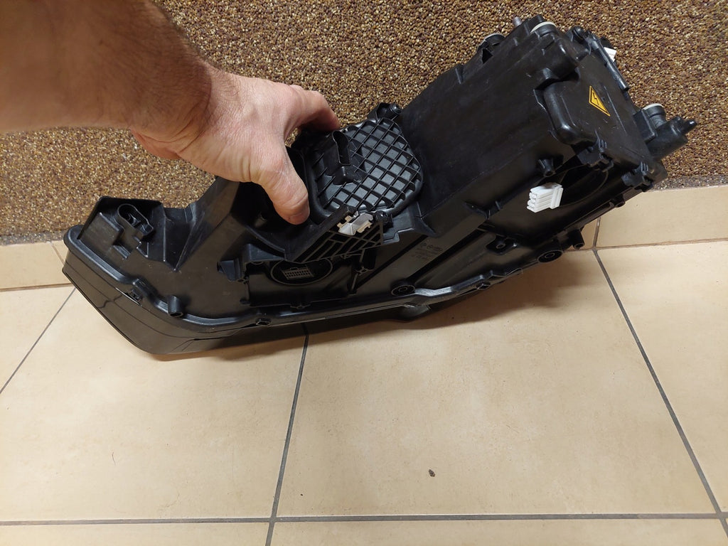 Frontscheinwerfer Audi A1 8XA941006B Xenon Rechts Scheinwerfer Headlight SCH3416521238jg