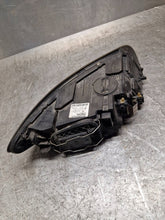 Load image into Gallery viewer, Frontscheinwerfer Volvo S40 31265694 Links Scheinwerfer Headlight SCH6097212521os