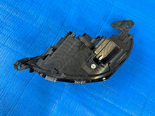 Laden Sie das Bild in den Galerie-Viewer, Frontscheinwerfer Peugeot II 208 9855524880 Rechts Scheinwerfer Headlight SCH7069617314wn