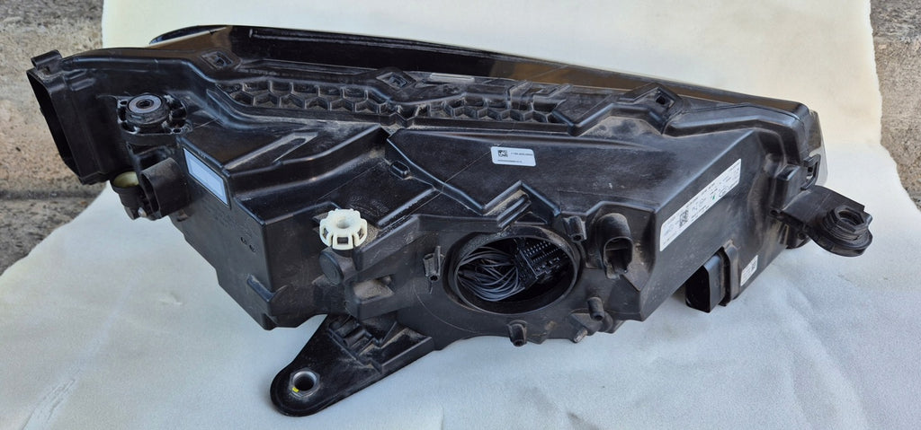 Frontscheinwerfer Skoda Superb III 3V1941015D LED Ein Stück (Rechts oder Links)