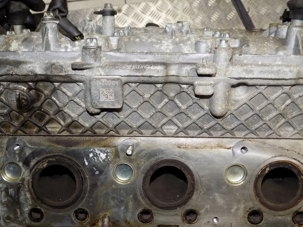 Motor Mercedes-Benz 272920 2.5 204PS 150kW 153TKm 2006 Benzin Engine Unkomplett