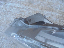 Load image into Gallery viewer, Frontscheinwerfer Toyota Yaris Links Scheinwerfer Headlight