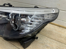 Load image into Gallery viewer, Frontscheinwerfer BMW E60 E61 70446717045691 Bi-Xenon Links Headlight SCH3142733148jz