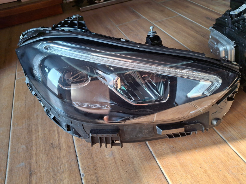 Frontscheinwerfer Mercedes-Benz W206 A2069063903 Ein Stück (Rechts oder Links) SCH6788723263ah