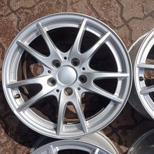 Laden Sie das Bild in den Galerie-Viewer, 4x Alufelge 16 Zoll 6.5" 5x112 49ET Glanz Silber Mercedes-Benz W246 Rim Wheel FEL3149380288xp