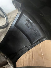 Load image into Gallery viewer, 1x Alufelge 17 Zoll 6.5" 5x112 565601025AA Skoda Kodiaq Rim Wheel FEL2671036631pg