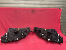 Laden Sie das Bild in den Galerie-Viewer, Frontscheinwerfer Skoda Superb III 3V1941016B 3V1941015B LED Rechts oder Links